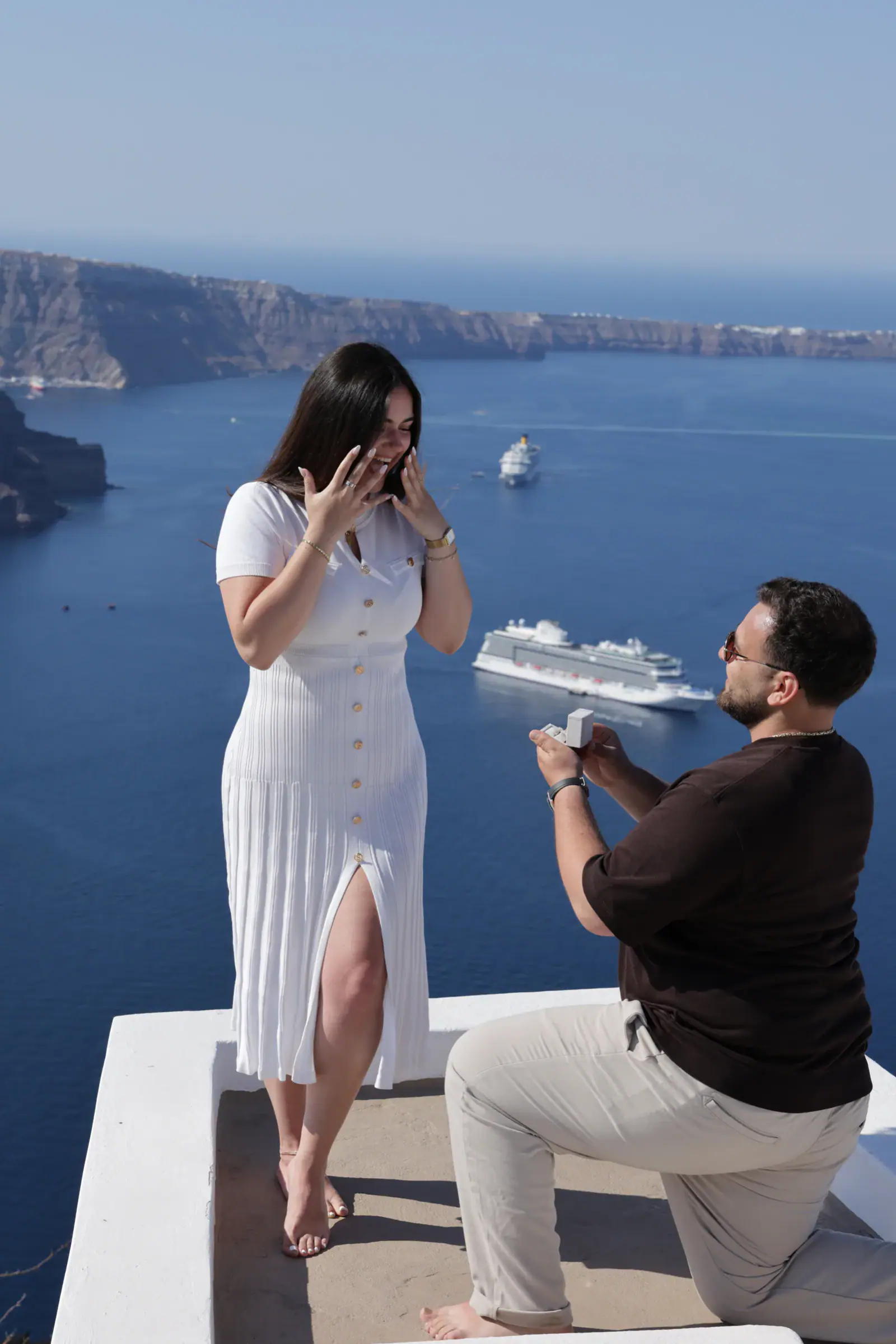 Santorini Proposal Story, photograph 11